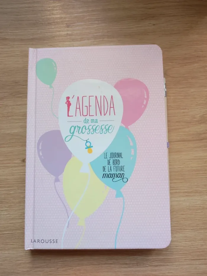 Livre "l'agenda de ma grossesse"