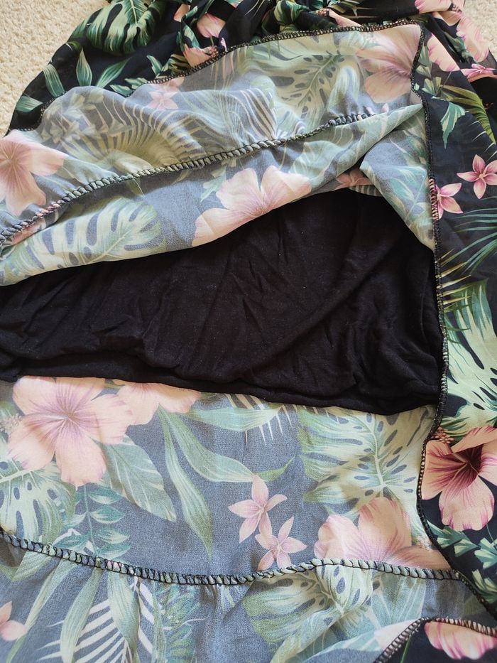 Robe à fleurs - photo numéro 3