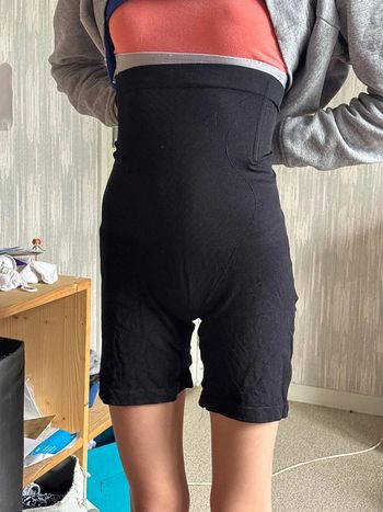 Gaine sculptante taille 46 neuf