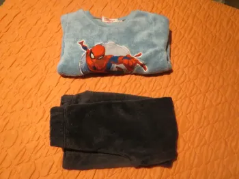 Pyjamas taille 3ans garçon