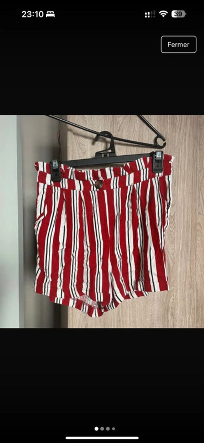 Short tissu rayé rouge et blanc