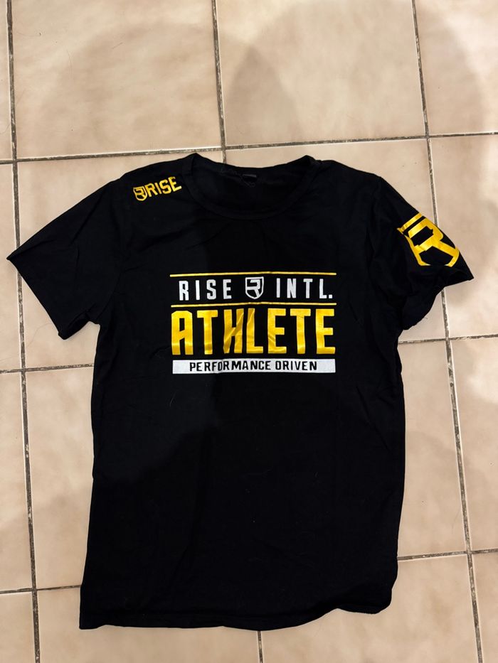 Lot de 2 t-shirt de sport