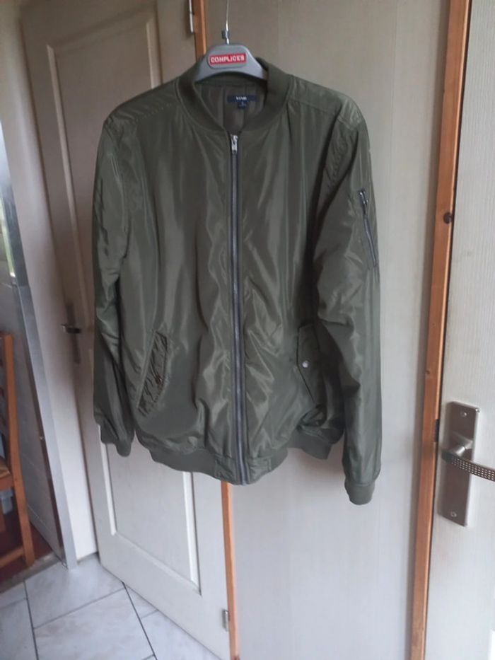 Veste bomber - photo numéro 3