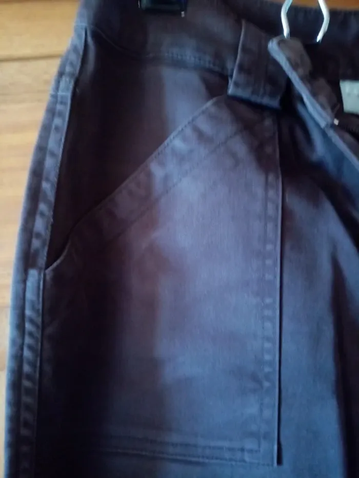 Pantalon cargo marron chocolat - photo numéro 3