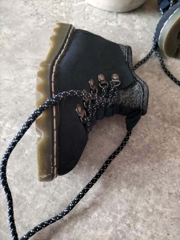 Chaussures taille 21 Zara boys - photo numéro 2