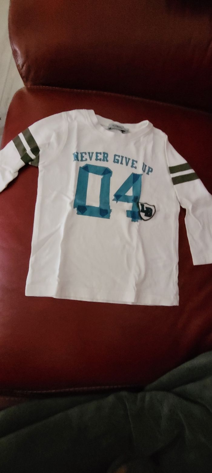 Lot vêtements 4 ans - photo numéro 3