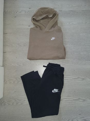 Ensemble jogging nike 