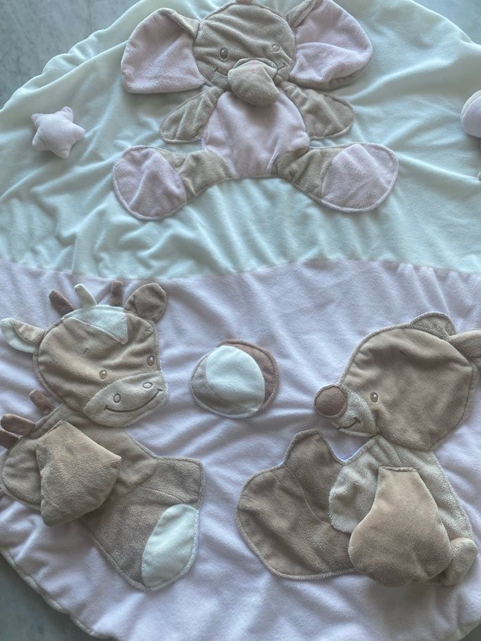 Tapis de sol sans les arches 6/9 mois TBE