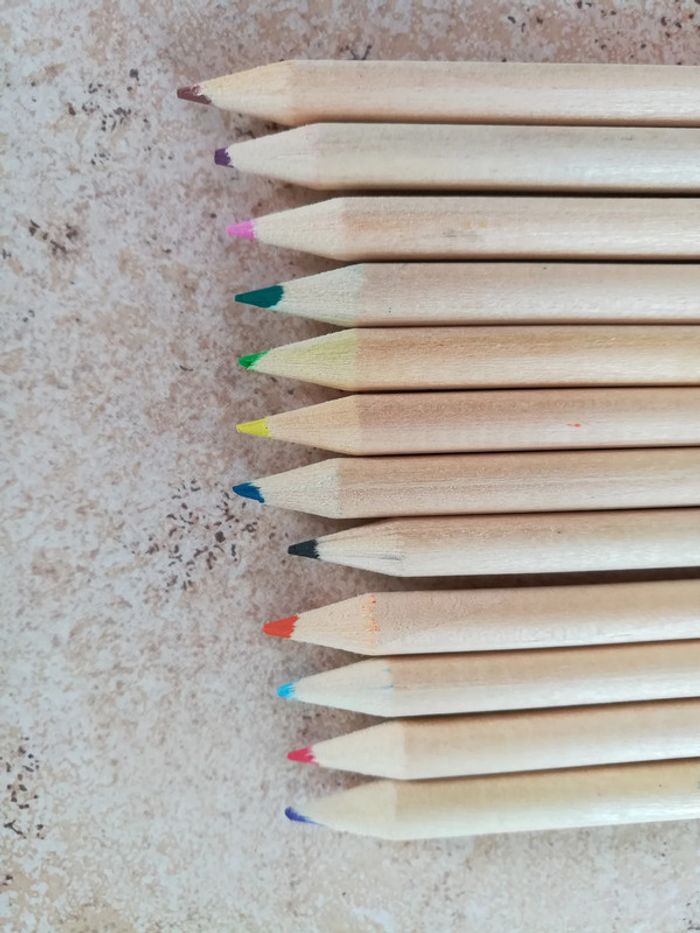 Boite crayon couleur - photo numéro 4