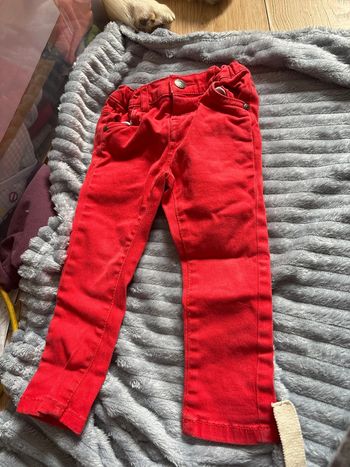 Pantalon rouge
