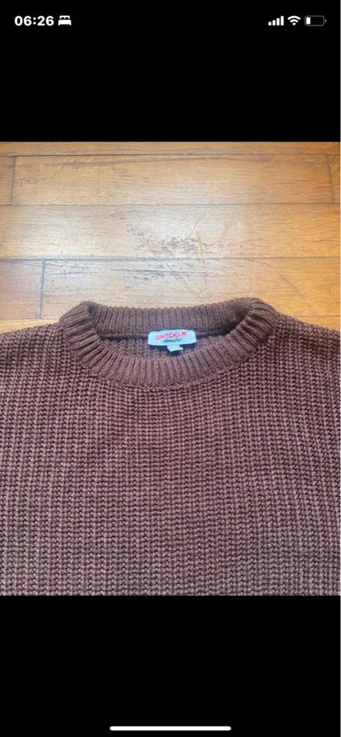 Pull court col rond en maille marron - photo numéro 3