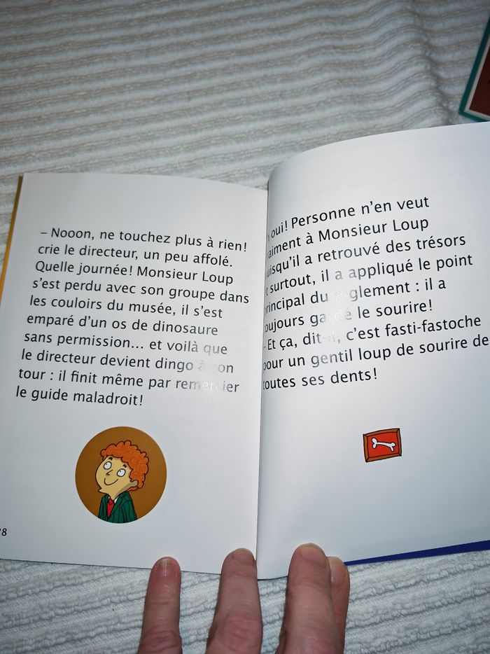 Livre mr loup trop bon le dinosaure - photo numéro 3