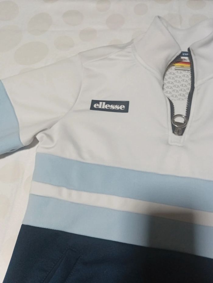 Sweat homme Ellesse taille XS en excellent état - photo numéro 3
