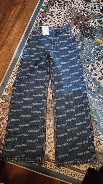 Jeans large pokemon 