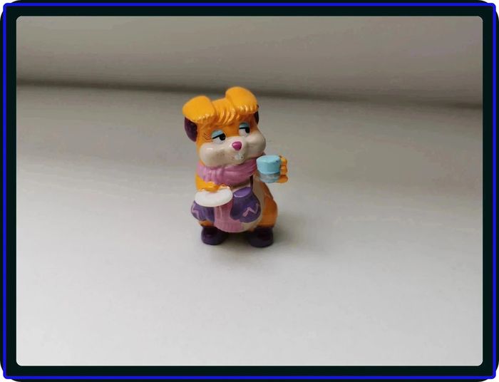Figurine kinder