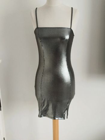 Robe de fêtes argentée H&M taille 38