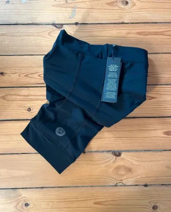 Cuissard / short de cycliste AGU