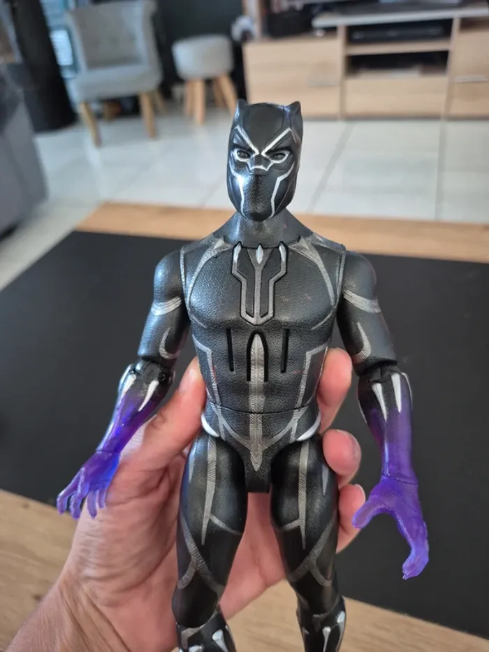 Figurine black panther - photo numéro 2
