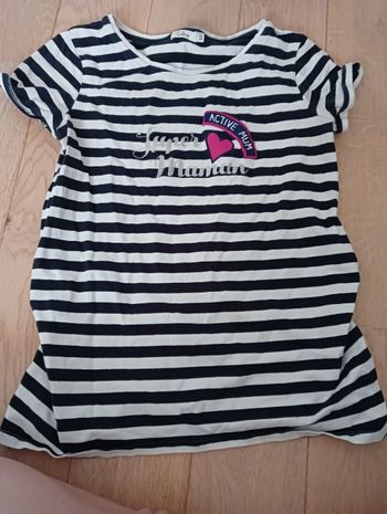 Tee-shirt de grossesse