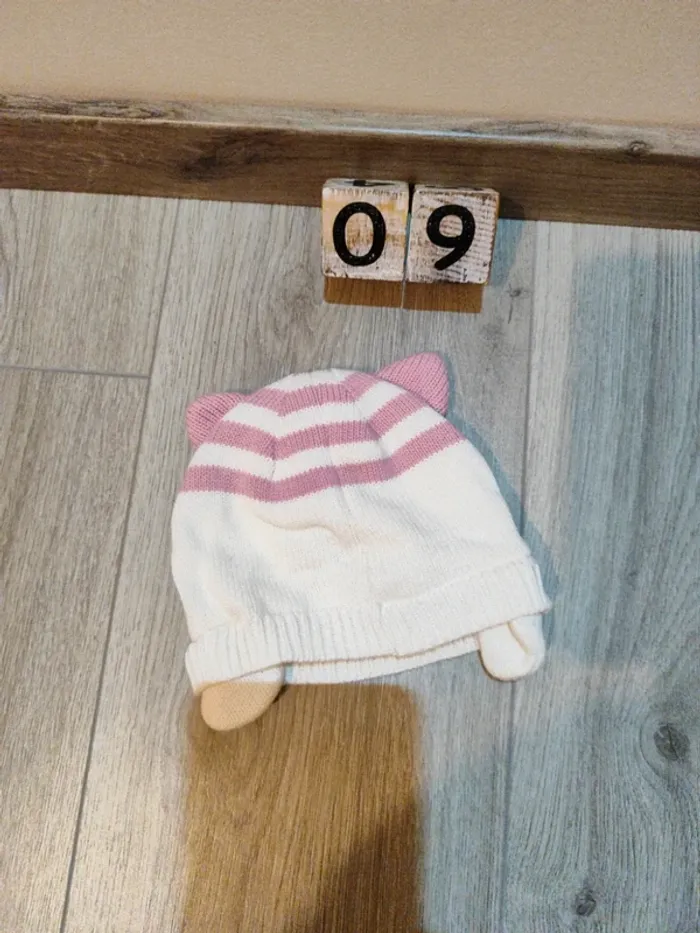 Bonnet chat. 9/12 mois - photo numéro 5