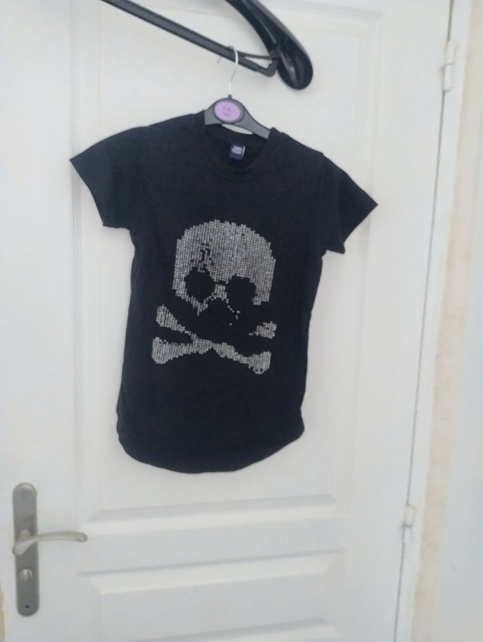 Tee-shirt 6ans - photo numéro 1