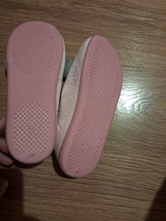 Chaussons fille hiver. - photo numéro 2