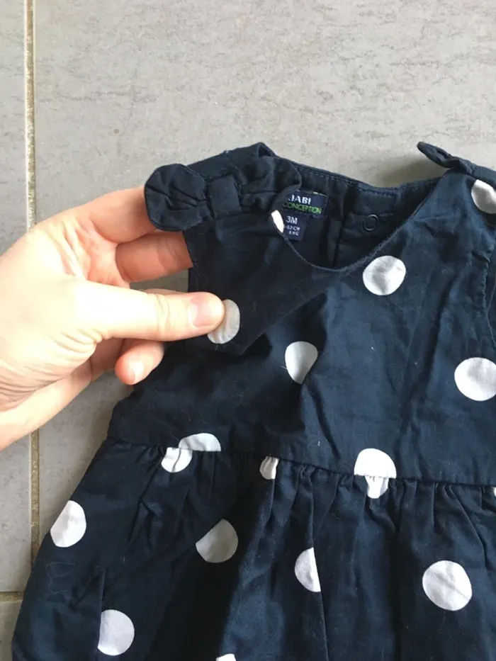 Lot 3 robes d’été 3 mois - photo numéro 7