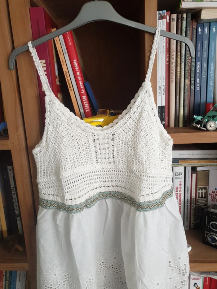 Top en macramé et dentelle anglaise neuf - photo numéro 2