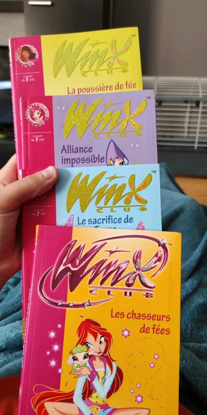 4 livres Winx club