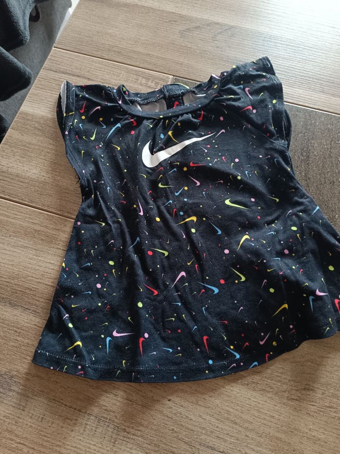 Robe Nike fille 3 mois