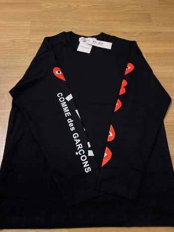 Comme des garçons t shirt manches longues 