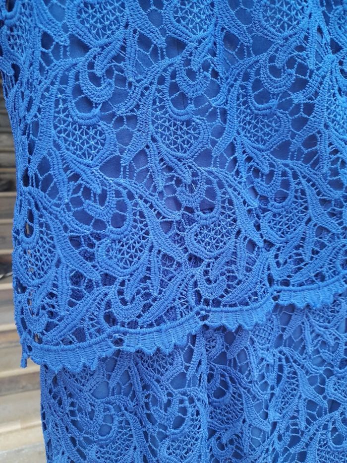 Robe longue dentelle bleue - photo numéro 7