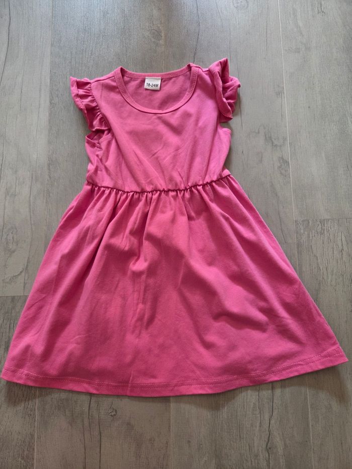 Lot robes 18 mois fille - photo numéro 2