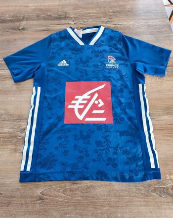 Maillot de foot Adidas 11/12 ans bleu équipe de France 6 etoiles très bon état polyester