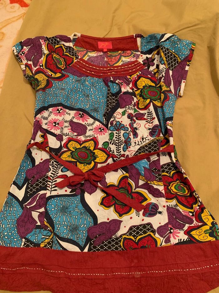 haut long avec motifs