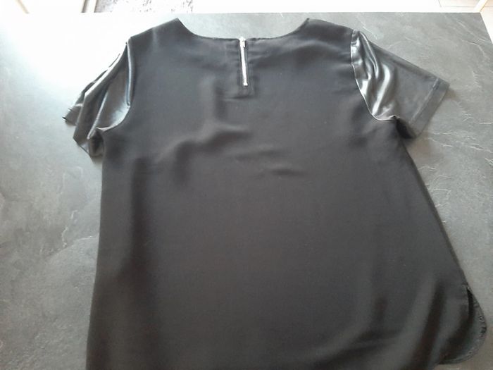 T-shirt taille M - photo numéro 2