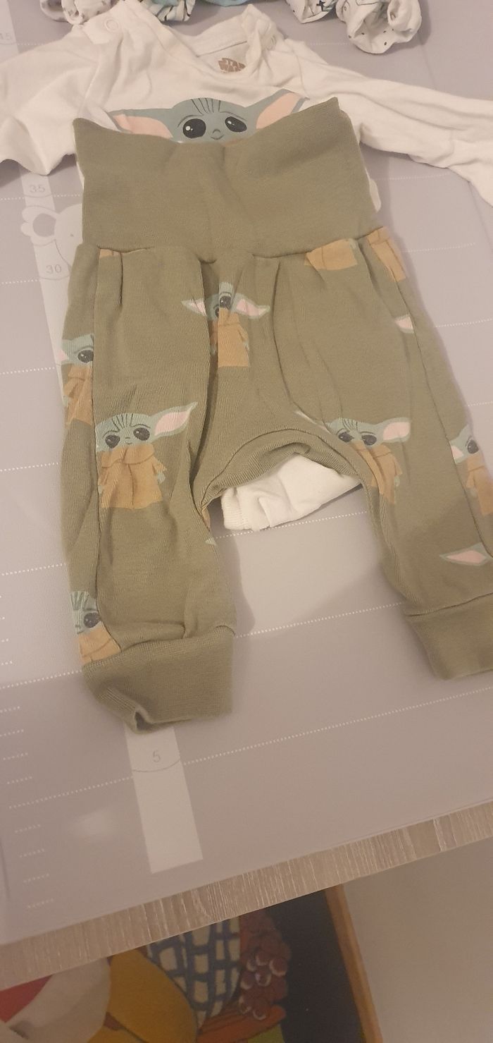 Ensemble bodies pantalon 1 mois - photo numéro 3