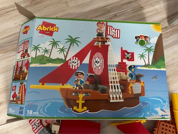 Bateau pirate Abrick Ecoiffier - photo numéro 3