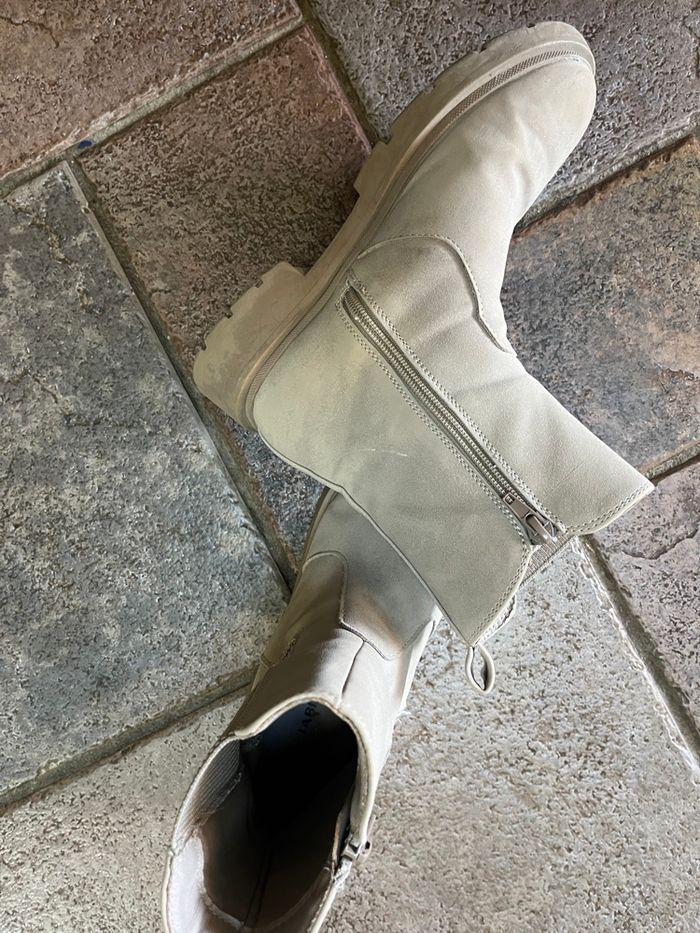 Boots crème taille 36