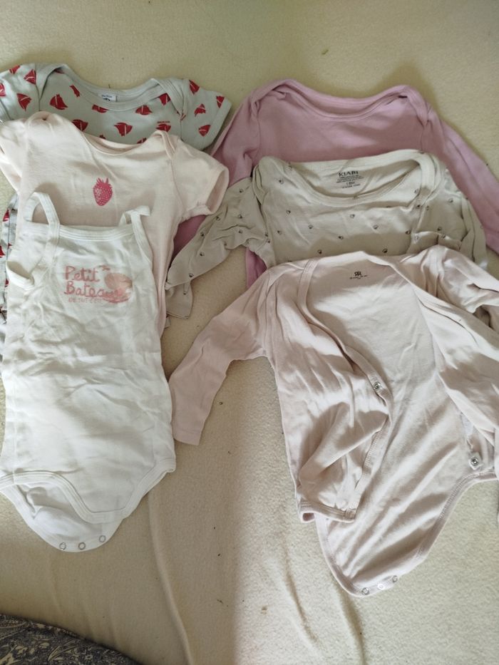 18 MOIS - LOT 6 BODY