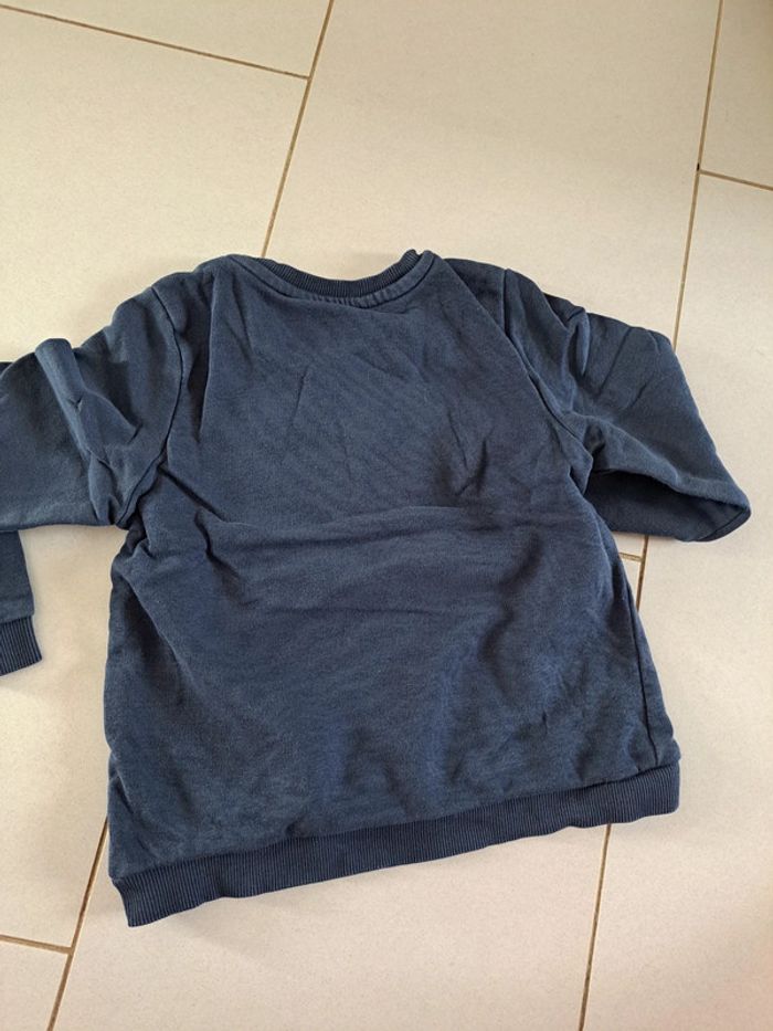Sweat 4/6 ans - photo numéro 3