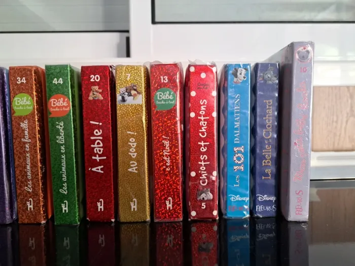 Très gros lot de livre à  toucher langue au chat - photo numéro 5