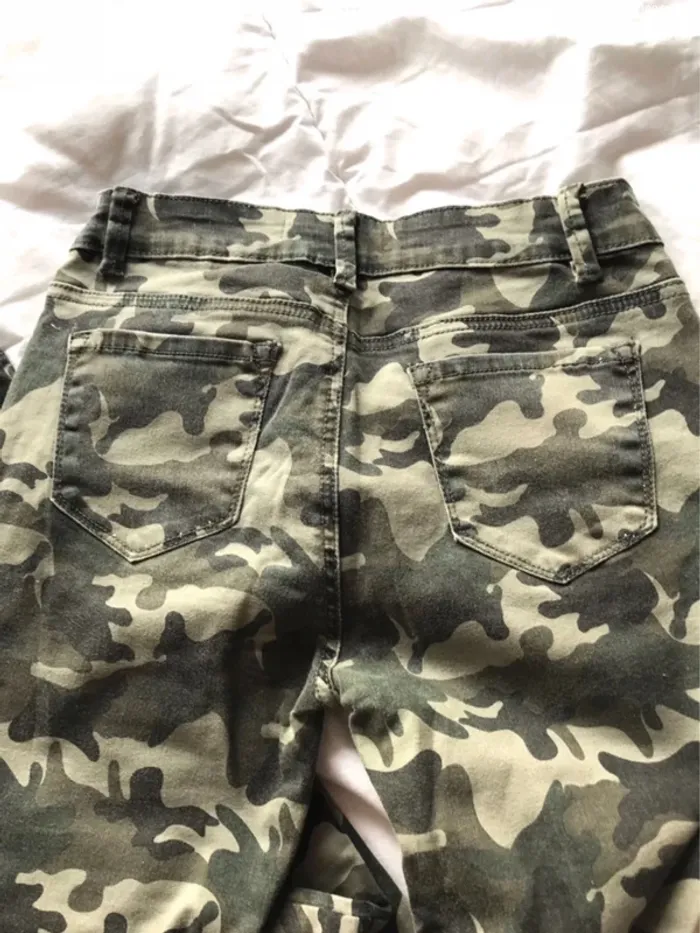 Jean camouflage kaki militaire Monday Premium taille 34 - photo numéro 12