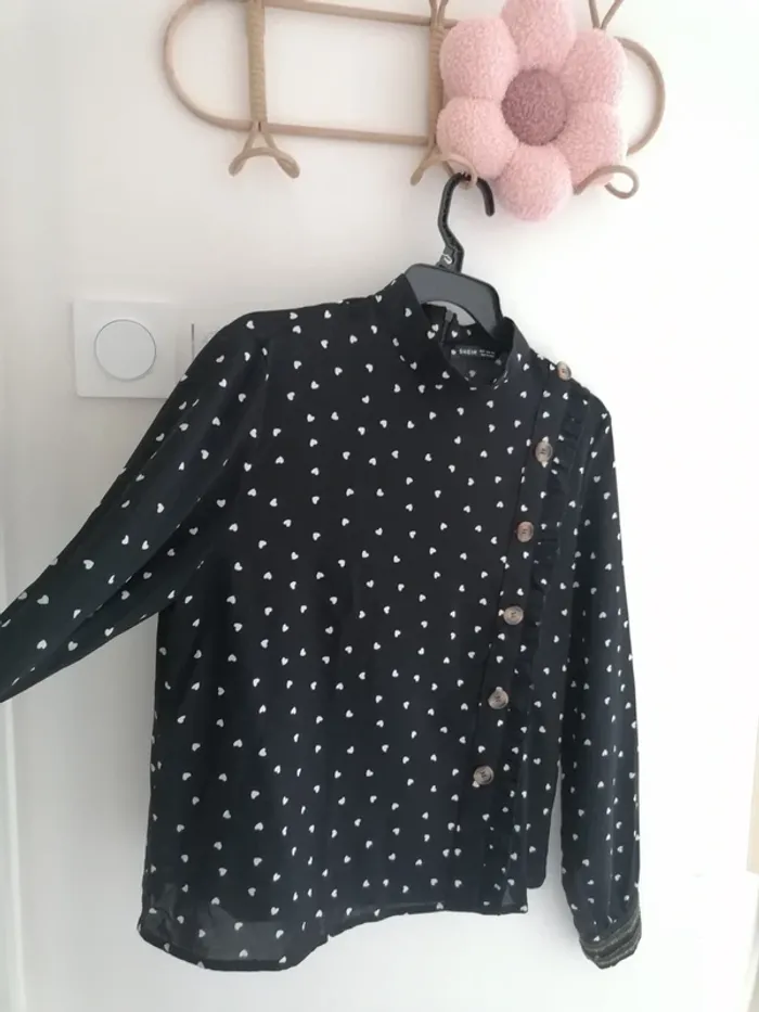 Chemise/blouse à manches longues, noir à coeurs - Taille M