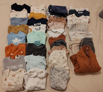 Lot vêtements 1 mois