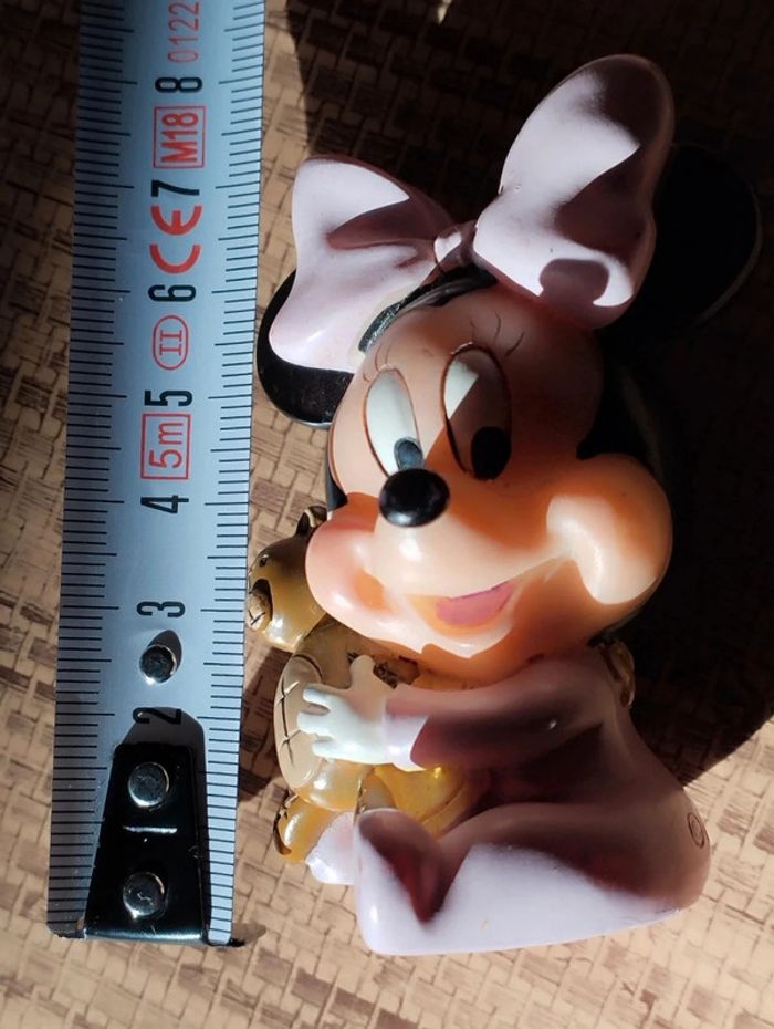 Minnie et son doudou Disney - photo numéro 5
