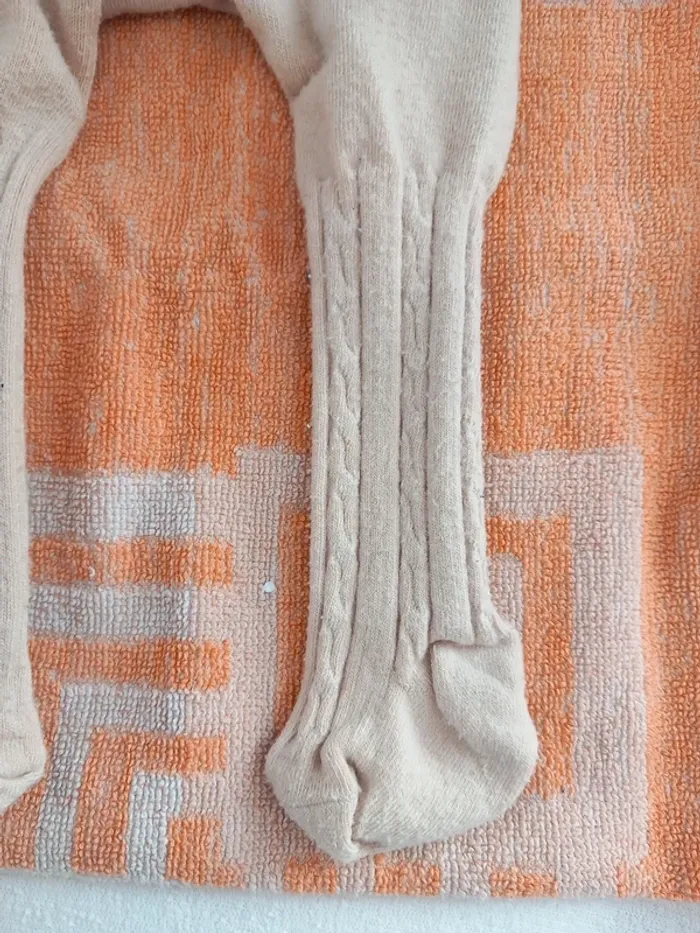 🚼collant beige 3/6mois Kiabi - photo numéro 2