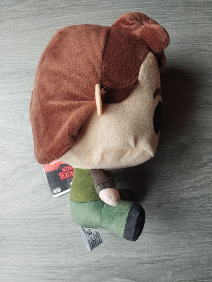 Stranger Things : Funko Peluche Hunter Steve - photo numéro 6