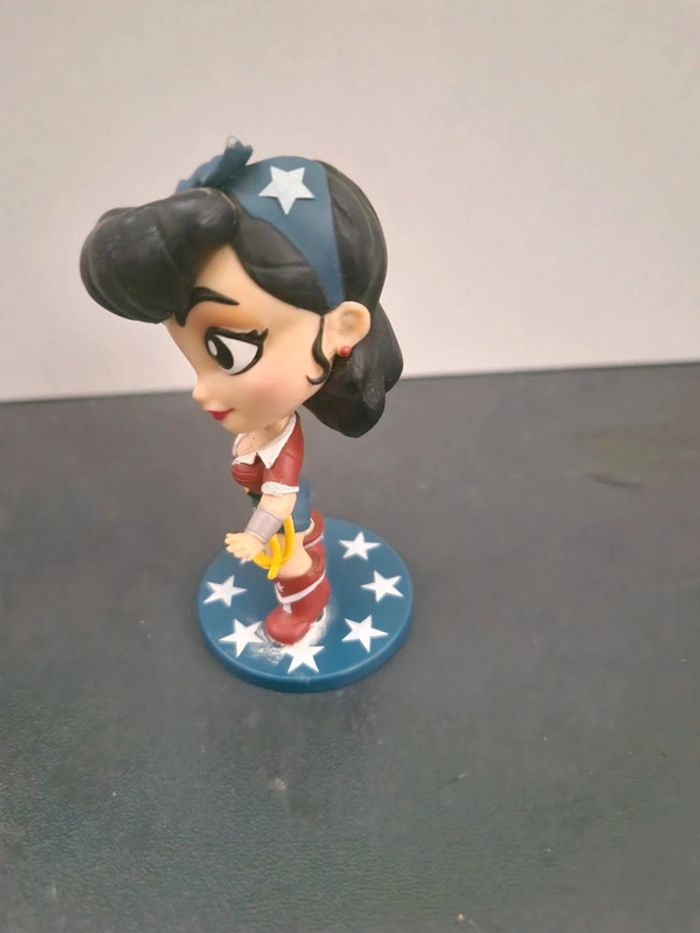 Figurine Wonder woman - photo numéro 3