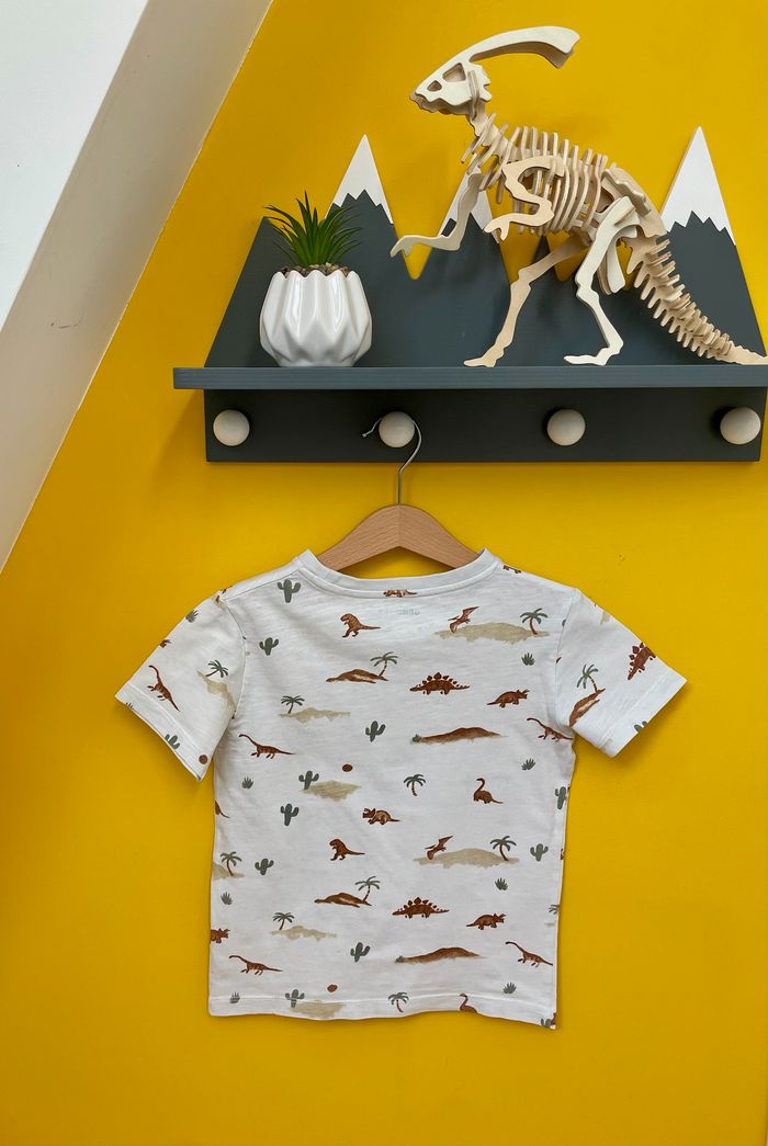 T-shirt désert de dinosauure Gémo 6 ans - photo numéro 4